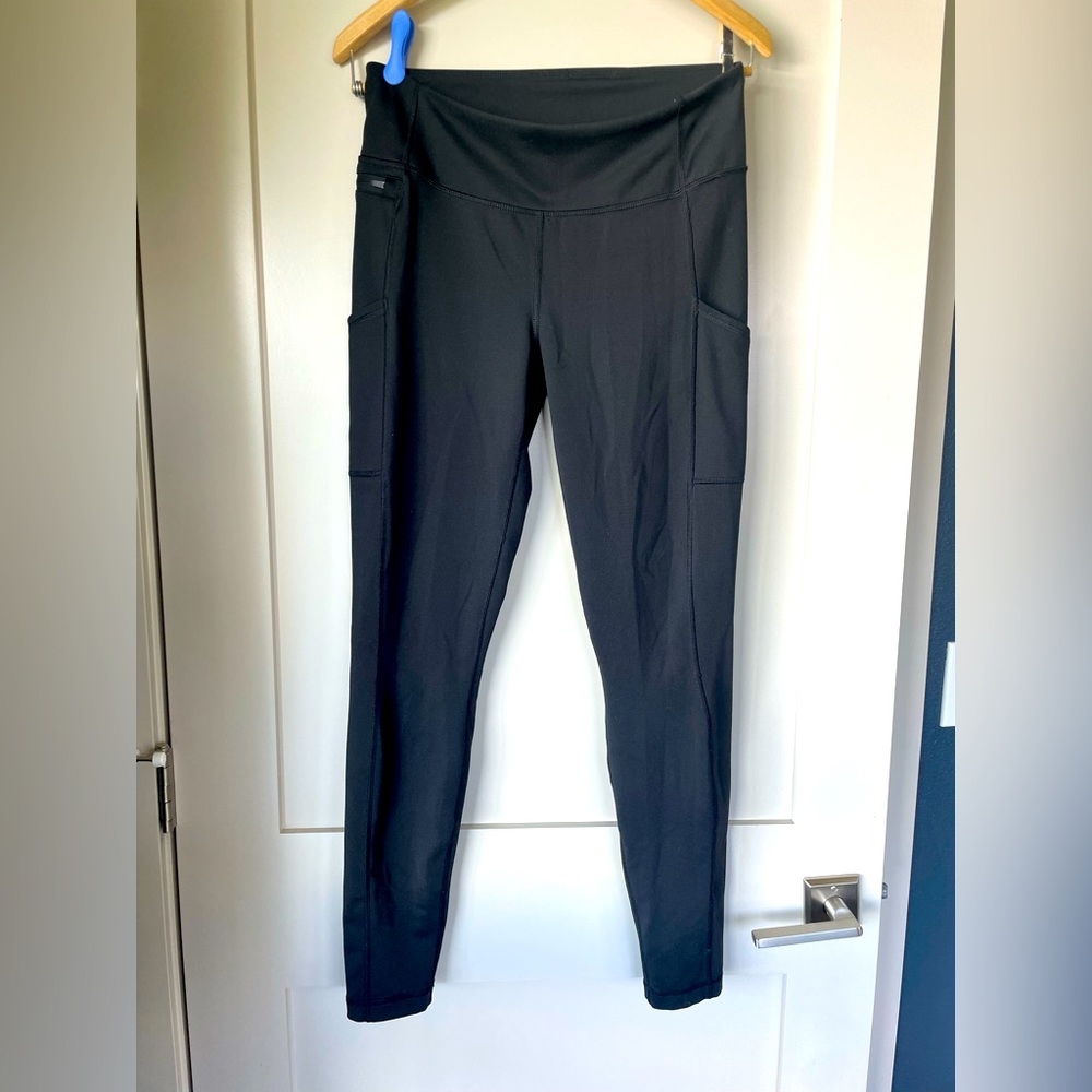 Patagonia Women’s winter leggings. Medium